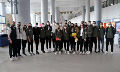 CEV Şampiyonlar Ligi’nde ikinci olan VakıfBank, yurda döndü