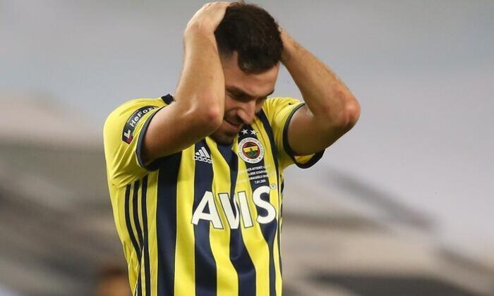 Son dakika transfer haberi: Fenerbahçe’de Sinan Gümüş ile yollar ayrılıyor!