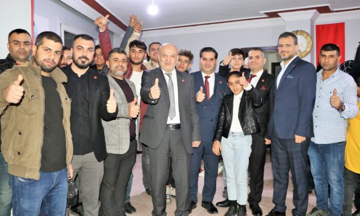 SERDAL SÜNDÜK: “YÜREĞİR DEĞİŞİME HAZIR. BİZ DE YÜREĞİR’İ DEĞİŞTİRMEYE HAZIRIZ”