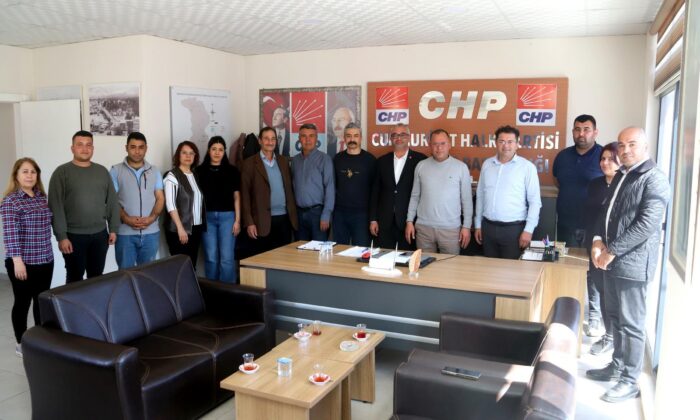 Gültekin Uğur, CHP Erdemli ve Silifke İlçe Başkanlıklarını ziyaret etti