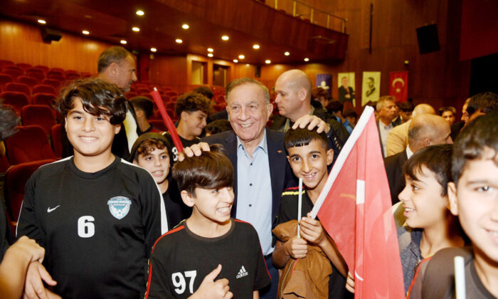 BAŞKAN AKAY’DAN KARATE SPORUNA TAM DESTEK