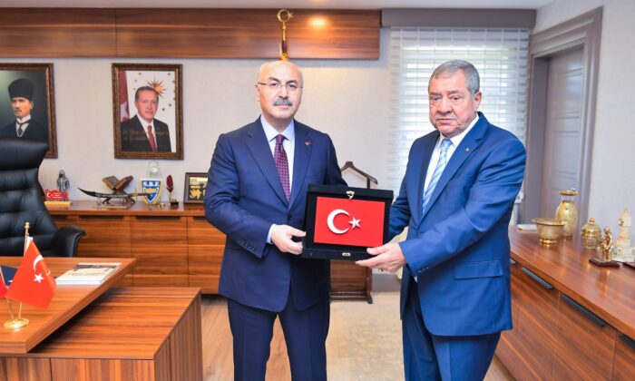 Türk-İş heyetinden Vali Köşger’e ziyaret 