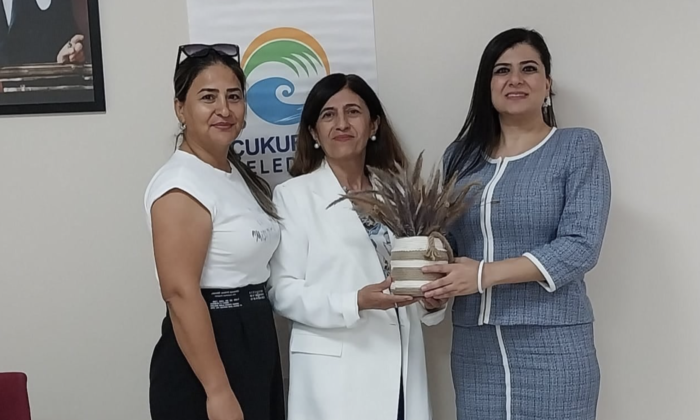 Huzurevleri Mahallesi Muhtarı Ayfer Doğantimur’dan ve Haber Spikeri Özlem Pekduraner’den “Etkili İletişim – Aile İçi İletişim” Paneli