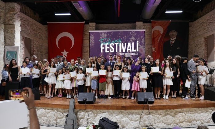 TURKUAZ SANAT FESTİVALİ’NDE KÜÇÜK YÜREKLER BÜYÜK ESERLER İCRA ETTİ