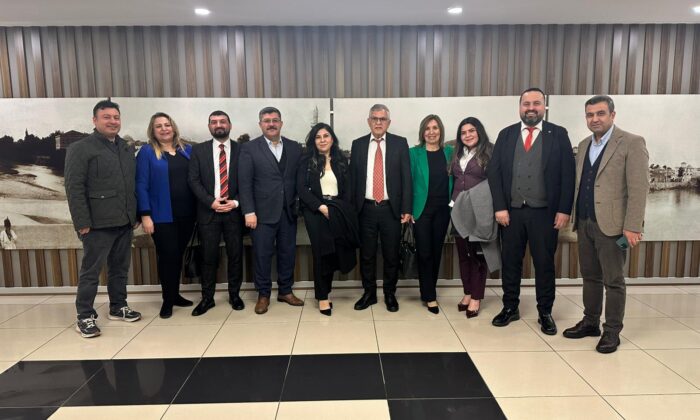 Adana’da Kozan Kültür Derneği’nden Görkemli İftar Programı